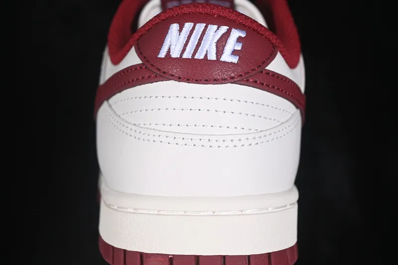 All categories Nk SB Dunk series Nk SB Dunk Low low-top sneakers Nike SB Dunk Low white red low-top casual sneakers HF5441-008